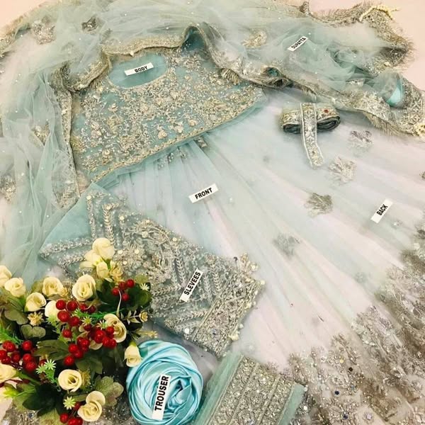 BRAND:*KASHEE* bridal net maxi embroidered luxury unstitched 3pc✓
