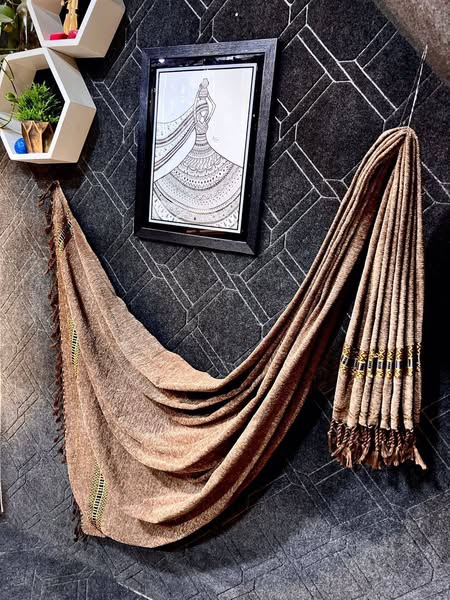 *Bonanza Satrangi* *(Men's Velvet Shawl)*