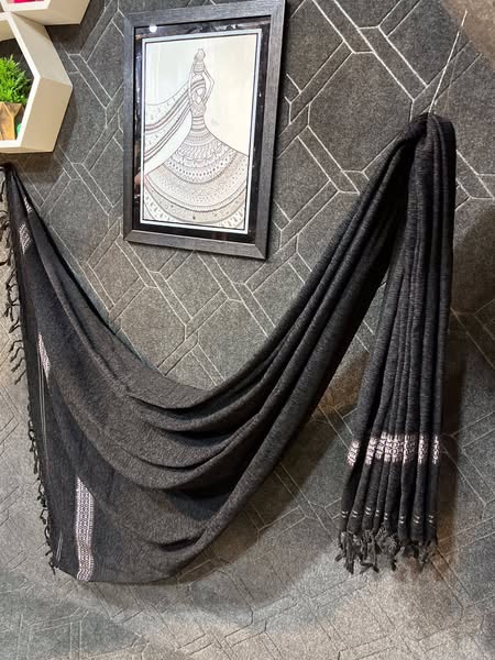 *Bonanza Satrangi* *(Men's Velvet Shawl)*